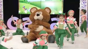 Ак Шоола балдар хору жана Аваскан  Мамалак