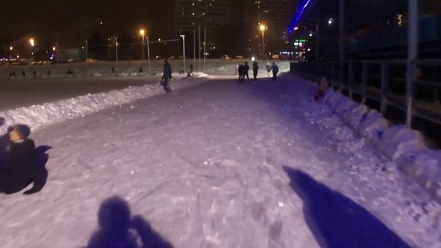 Вечером на катке в Московском смотреть онлайн