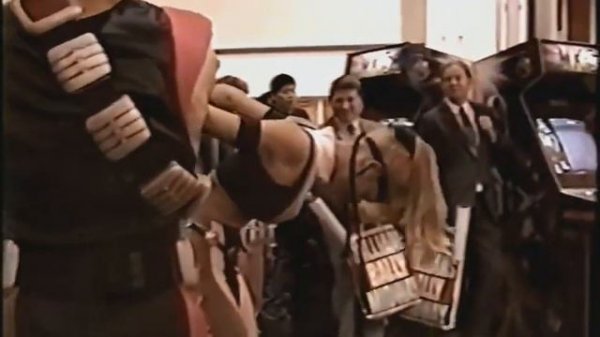 Mortal Kombat 3 - 1995 ACME show - live character demo