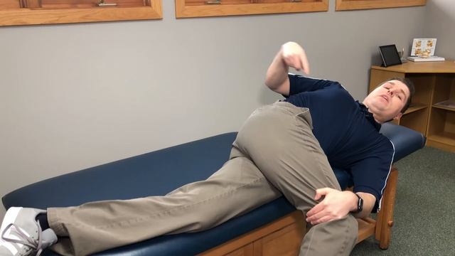 SAFE Lower Back Mobilization Stretch смотреть онлайн