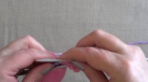 Плечевой шов спицами. Как соединить плечевые швы спицами?