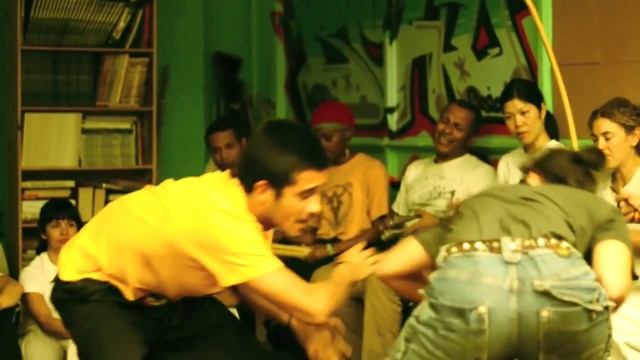 Capoeira Angola Roda смотреть онлайн