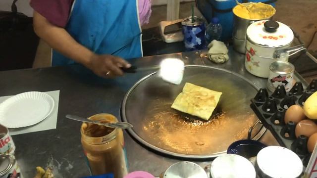 Домашние блины с грушевым джемом