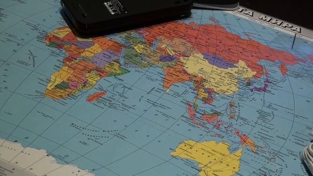 Распаковка, краткий обзор IPhone 4S смотреть онлайн
