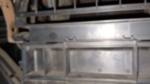 Как работает заслонка рециркуляции воздуха в автомобиле. Потеет лобовое стекло.