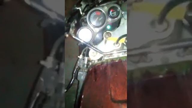 Suzuki GSX R750, 1993 год смотреть онлайн