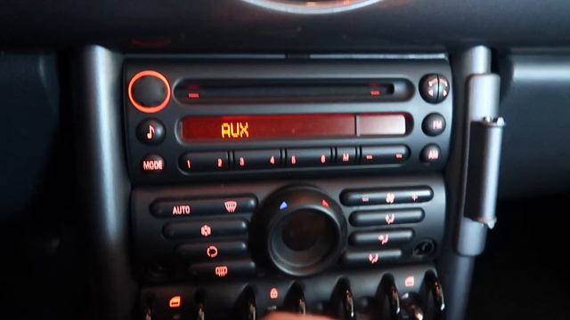 Mini Cooper Dashboard Lights, Buttons & Switches Explained R52 2007 Model смотреть онлайн