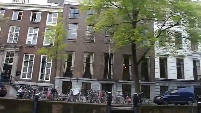 Прогулка по каналам Амстердама смотреть онлайн