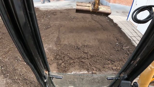 Планировка. Он же маленький. Мини экскаватор.