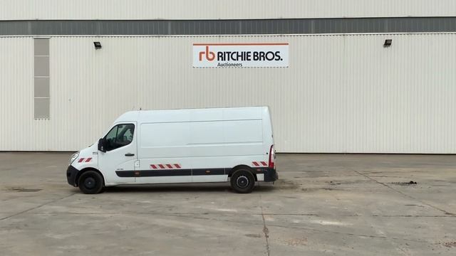 2014 Renault Master 150dCi Van I St Aubin, France Auction - 29 & 30 September смотреть онлайн