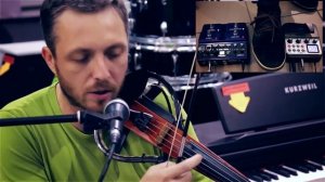 Урок электроскрипки в магазине Showmaster