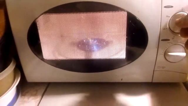 We're probably gonna burn our house down (or not) смотреть онлайн