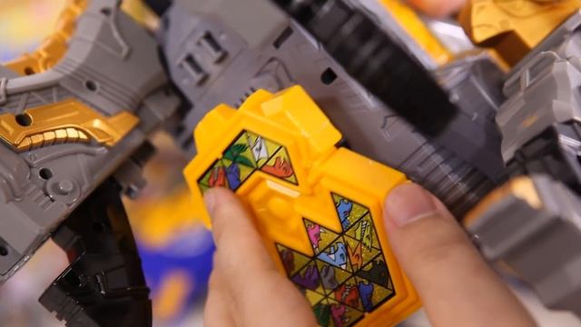 Unboxing PowerRangers Dinoforce Bragi-Oh King, how to change to Robot (공룡 및 로봇 변신방법) смотреть онлайн