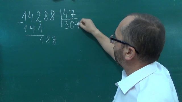051801 Ділення в стовпчик - 5 клас смотреть онлайн