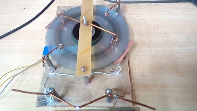 Однодисковая электростатическая машина смотреть онлайн