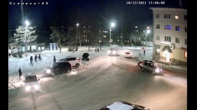 Авария 10.12.2021 перекресток 40 лет Победы - Озимина смотреть онлайн