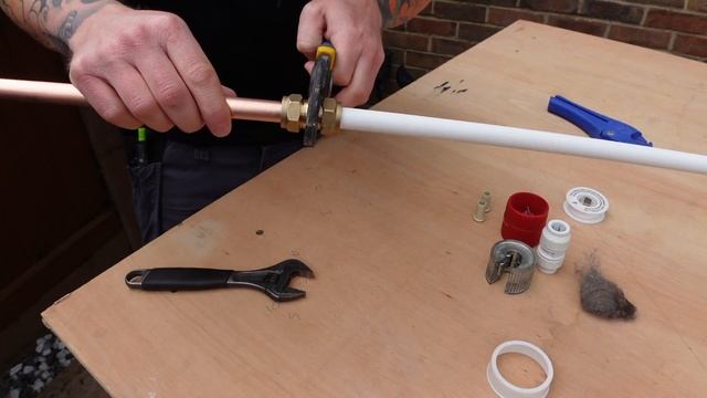 How to Join Plastic and Copper Pipes | Plumbing Guide for Beginners смотреть онлайн