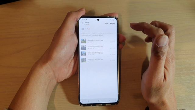 Galaxy S20/S20+: How to Empty Trash Bin смотреть онлайн