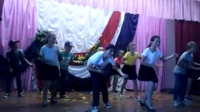Осенний танец 6"А"класс смотреть онлайн