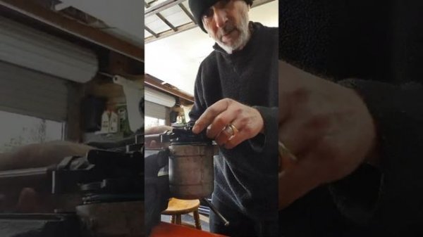 Fuel filter on  a 2019 1.5 Vivaro Complete assembly 9816498980 (Sogefi). Filter element 9817256080