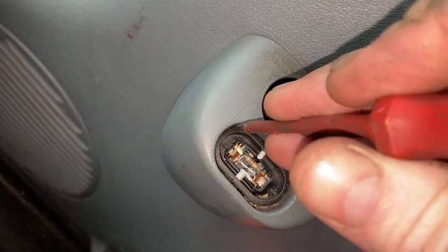 Ford Transit Electric Window Switch Replacement (MK7 Transit Window Button) смотреть онлайн