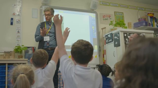 CBeebies | Topsy And Tim | Classroom Tour