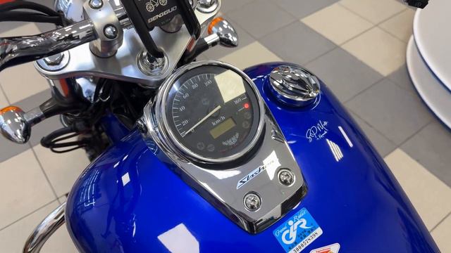 Обзор Honda Shadow 400 Slasher смотреть онлайн