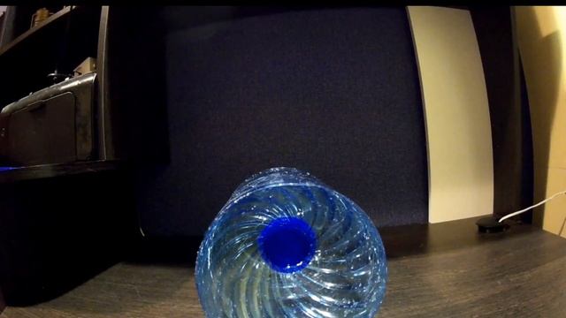 Как сделать ловушку из бутылки?! Ловушка на мелких крабов, рыб. смотреть онлайн