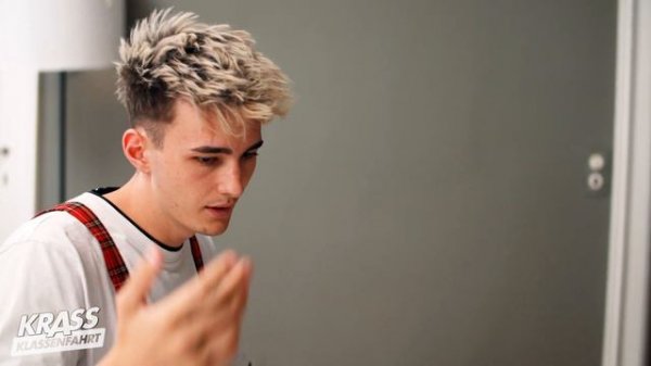 ER SCHLÄFT MIT FRAU BRA! 💏😵 Folge 8.7 | Krass Klassenfahrt