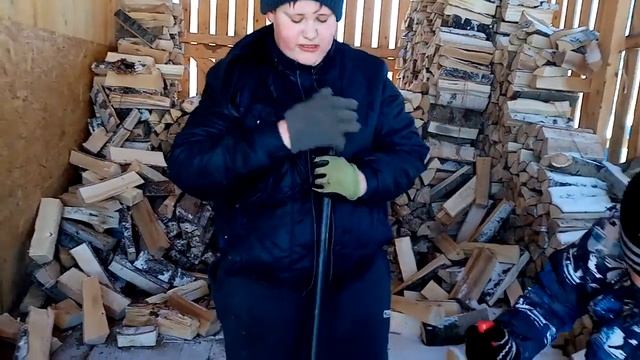 Добыли глину на нашу печку в землянку смотреть онлайн