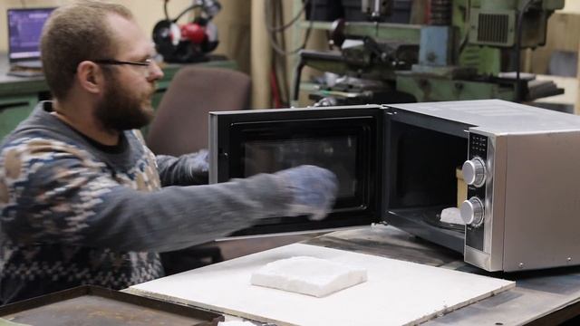 Металлическая глина. Часть 4. Обжиг в микроволновке. смотреть онлайн