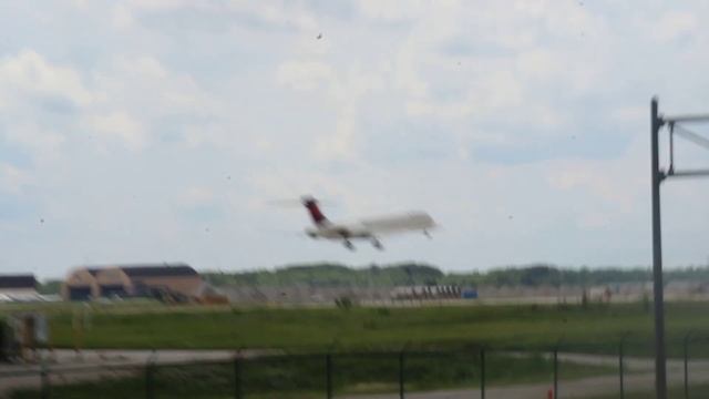 Delta N941DN, McDonnell Douglas MD-90-30 смотреть онлайн