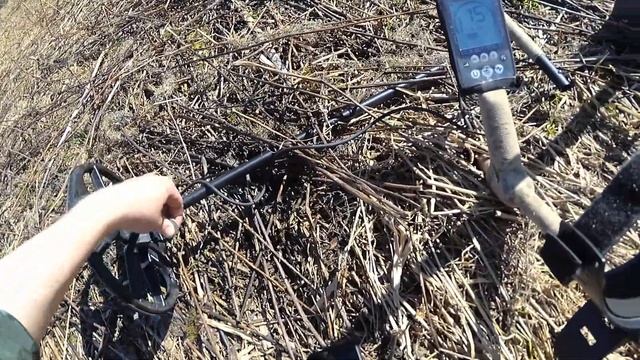 Стопка серебряных и медных монет - Minelab EQUINOX 800 / 600 смотреть онлайн
