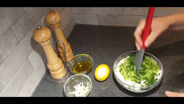 Соус Дзадзики #Чесночный соус дзадзики рецепт#Tzatziki recept #τζατζίκι #Tzatziki #Tzatziki recipe смотреть онлайн