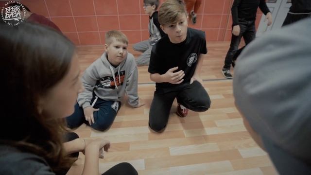 Творческий Лагерь Брейк-База | Осень 2018 смотреть онлайн