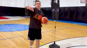 КАК ОБЫГРАТЬ ЗАЩИТНИКА? Уход с места в баскетболе