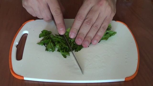 Запеченное куриное филе с помидорами. смотреть онлайн