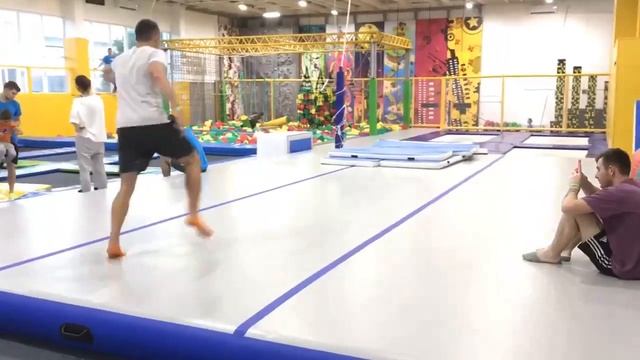 Трикинг Батутный центр Адреналин 2019 Никита Яковлев смотреть онлайн