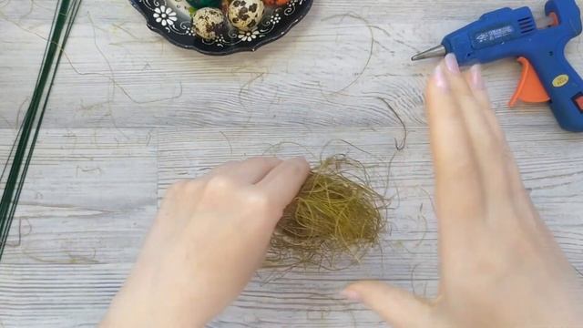 Поделка на Пасху. Красим яйца для пасхального декора. Первая часть смотреть онлайн