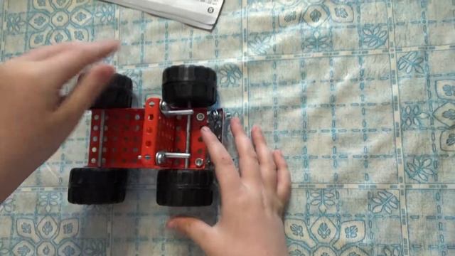 АВТОКАР - ВЕЗДЕХОД своими руками. Железный конструктор СССР учимся крутить гайки. Собери ДЖИП смотреть онлайн
