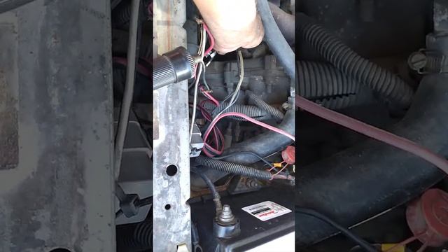 Falla del sistema eléctrico del Alternador de un Cavalier Mod.97 Alternador y tablero indicado смотреть онлайн