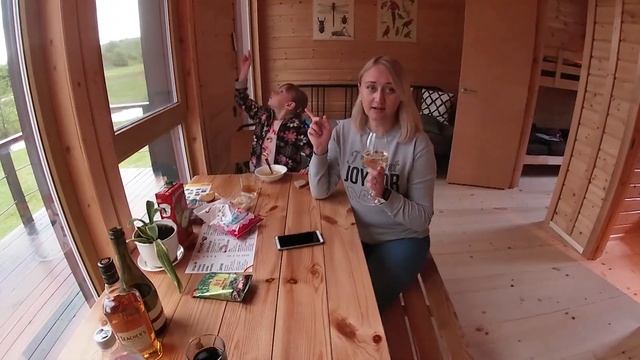 "Кудыкина Гора" май 2020: обзор гостевого домика и о проживании в нем. ??? смотреть онлайн