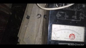 Обслуживание двигателя главного подъёма на мостовом кране.