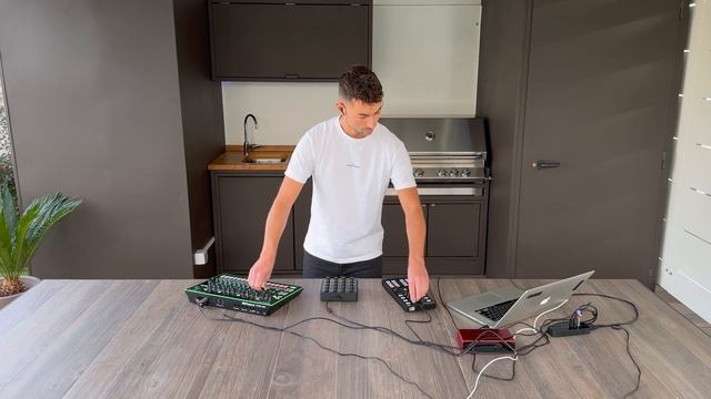 Progressive techno live set смотреть онлайн