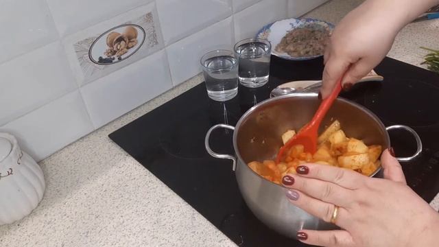 Суп с фрикадельками смотреть онлайн