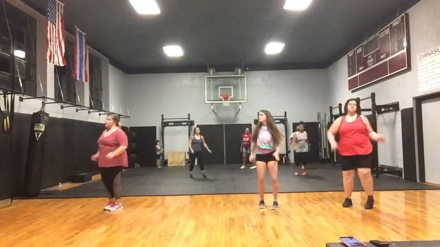 “#thegitup” blanco brown , “the git up”,Choreography is by Kendra Webb, the git up challenge смотреть онлайн