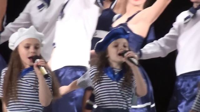 "На палубе матросы"-Ритмикс и Доминанта смотреть онлайн