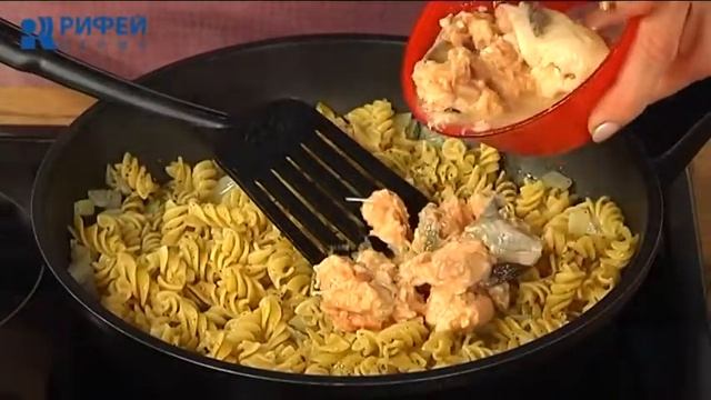Что Есть. Макароны по-флотски с рыбой смотреть онлайн