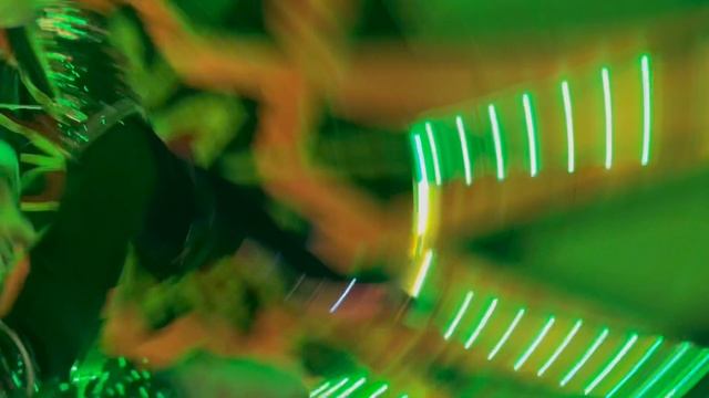 ТАНЦЫ-ЮБКА-ВЕРТОЛЕТ! ТАНУРА. #Shorts