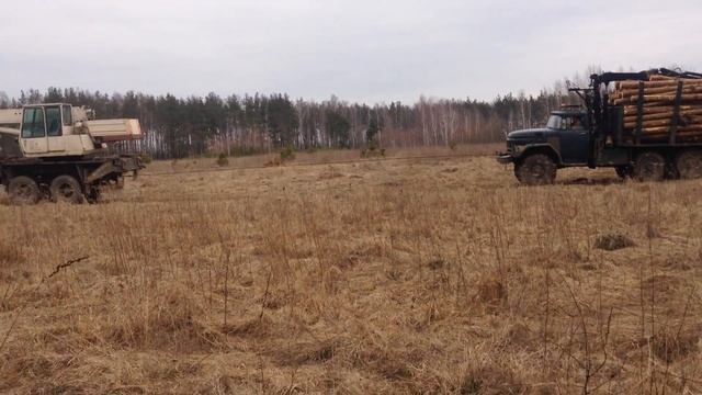 Прикол: Зилы и Краз вытягивают Урала!!! смотреть онлайн